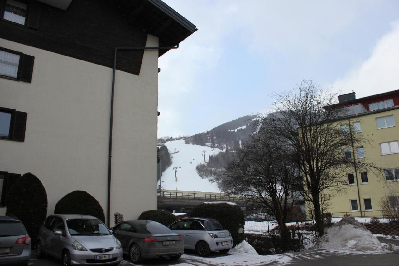 Gemuetliches 4Er Apartment In Skilift-Naehe Zell am See Exterior photo